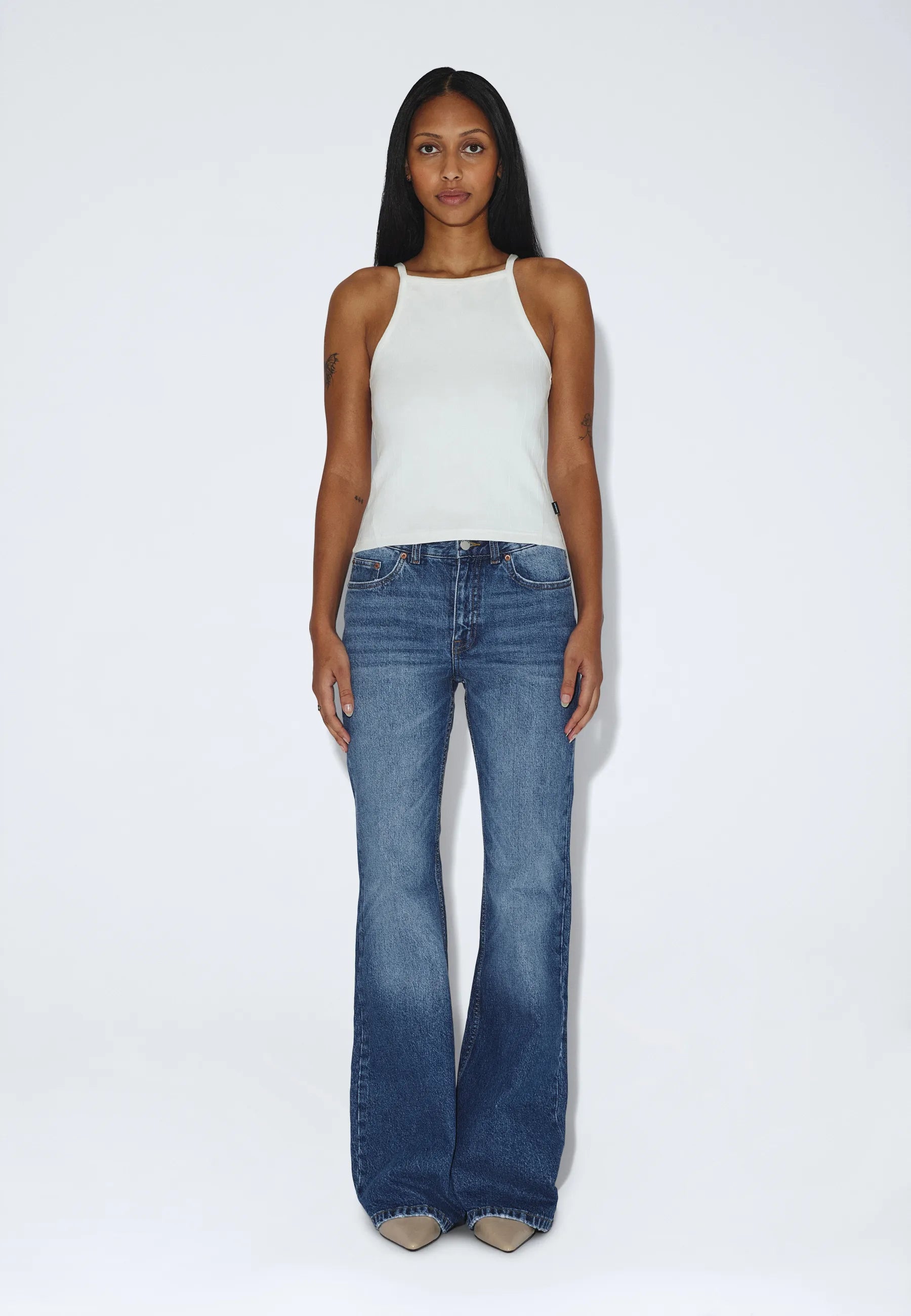 2631126197_DrDenim_LioraRibTop_OffWhite_main_W1_1