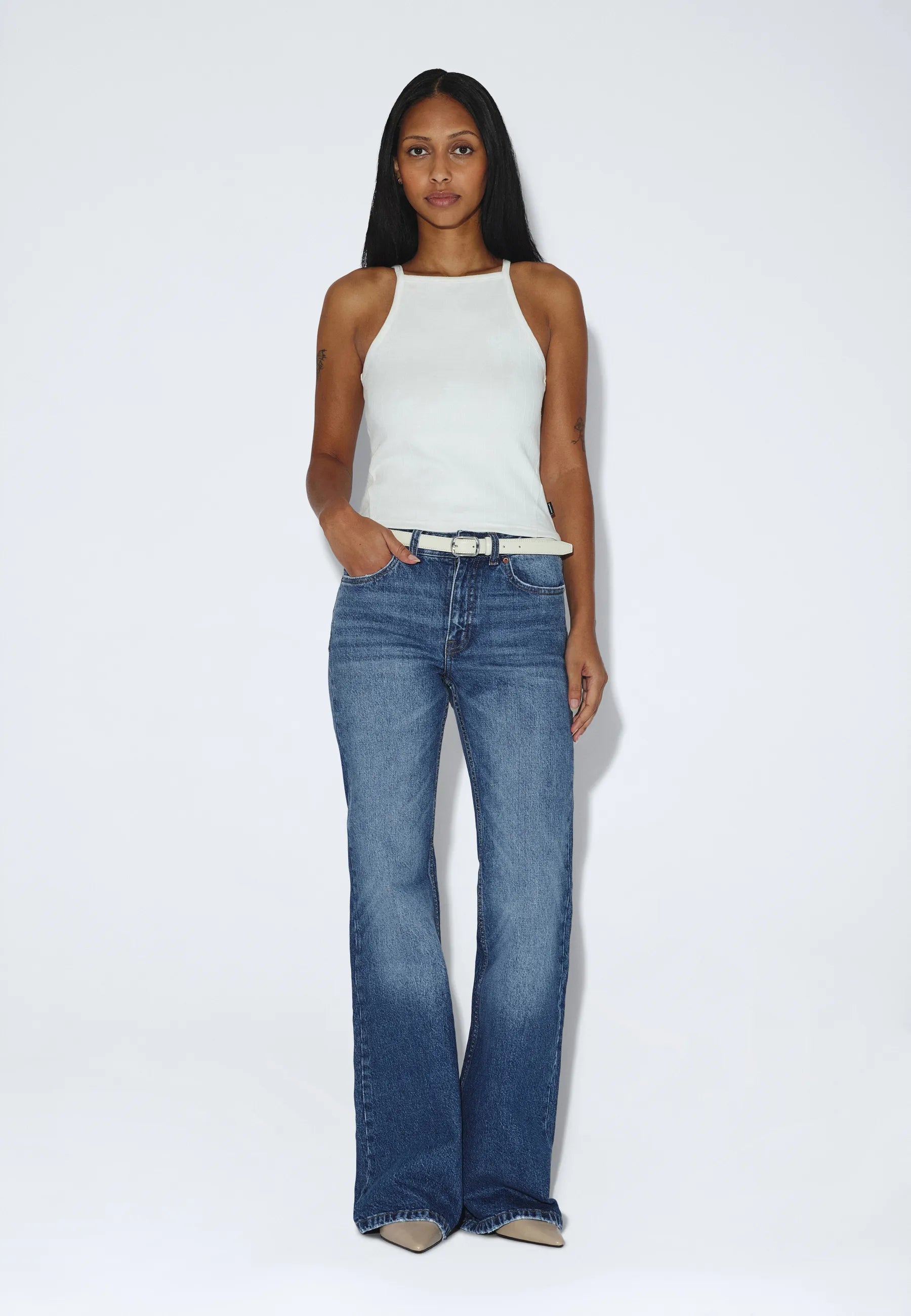 2631126197_DrDenim_LioraRibTop_OffWhite_main_W1_2