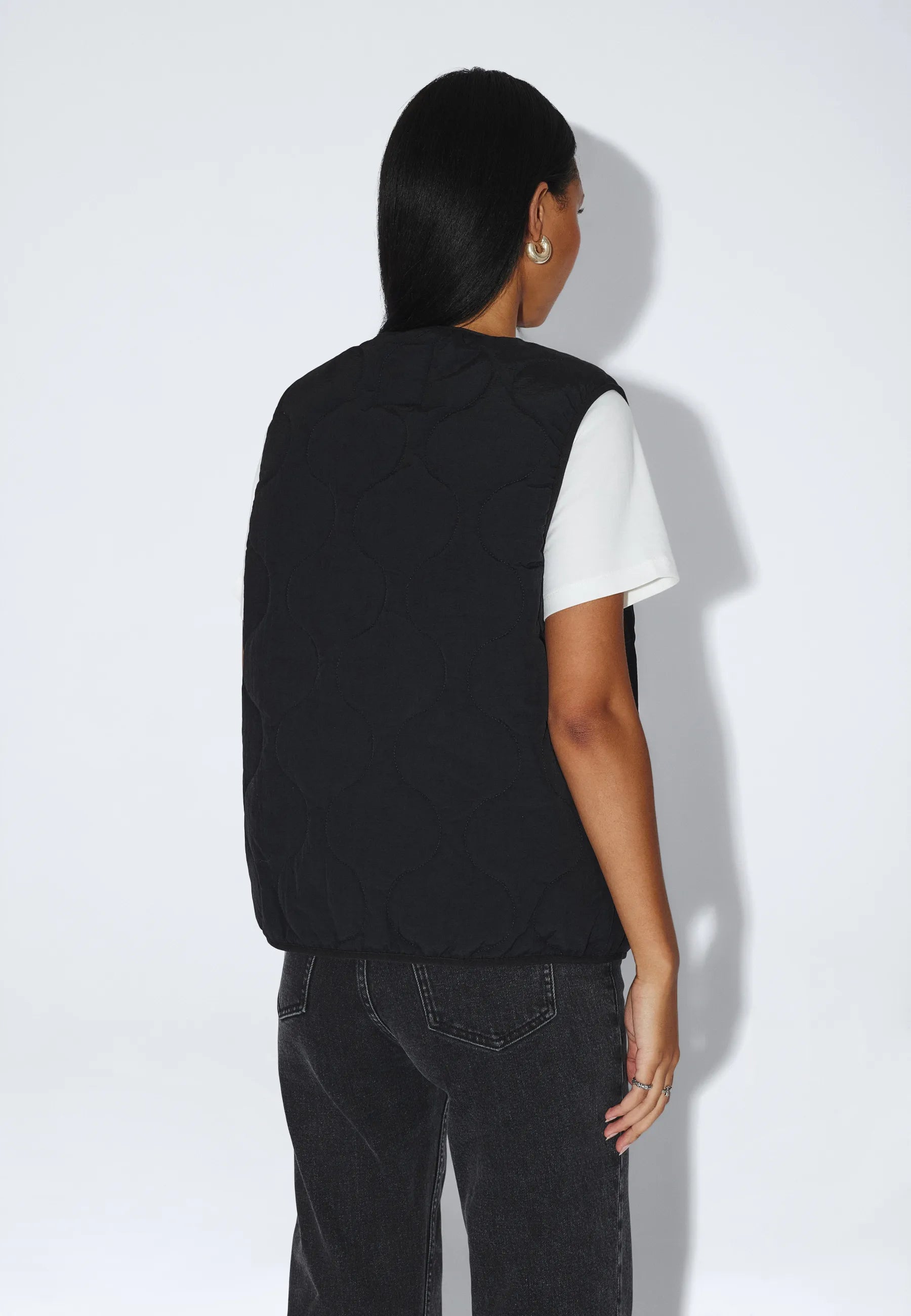 2631129101_DrDenim_TerryQuiltedVest_Black_main_W4_1