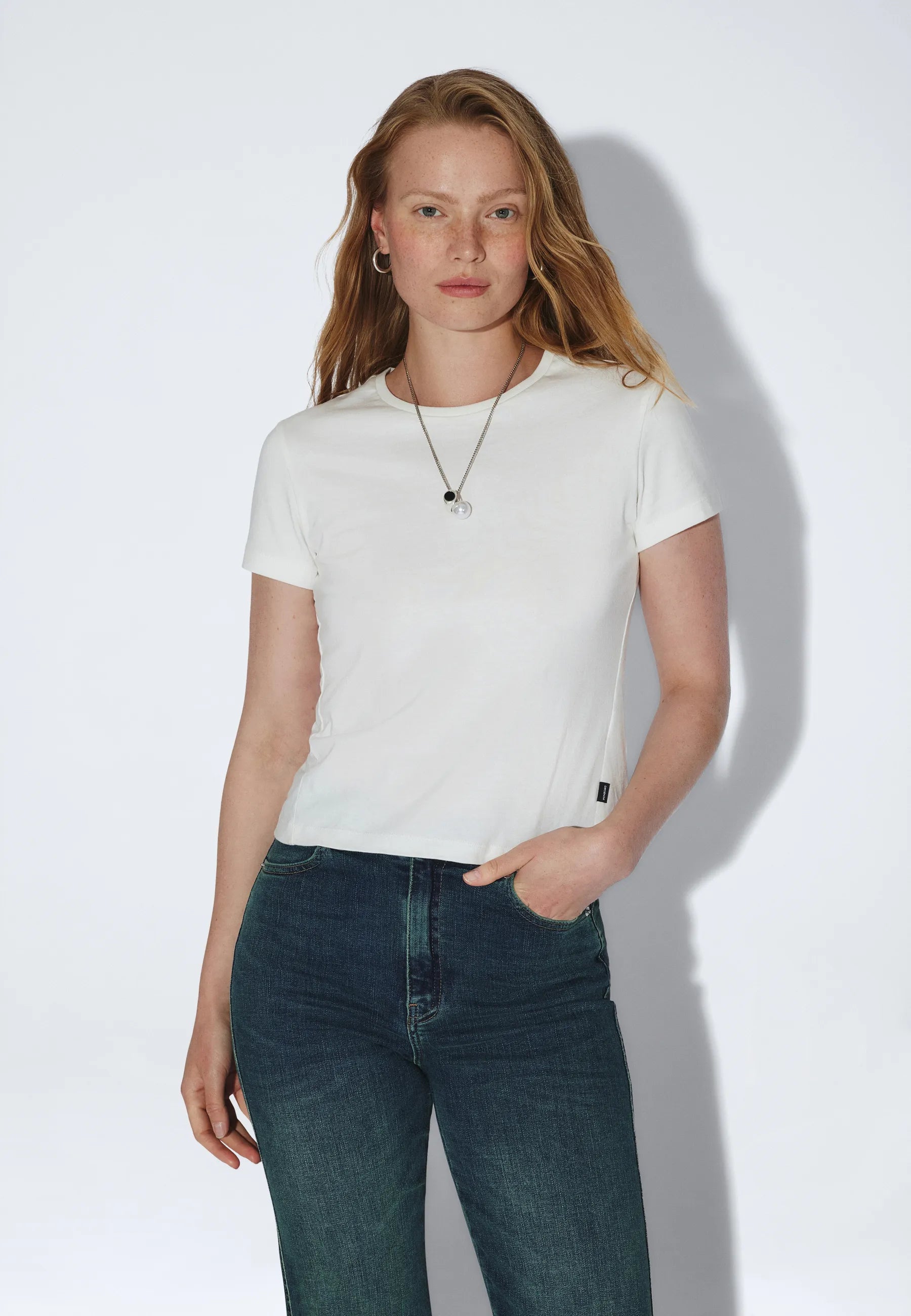 2631132197_DrDenim_VivanBabyTee_OffWhite_main_W3_2