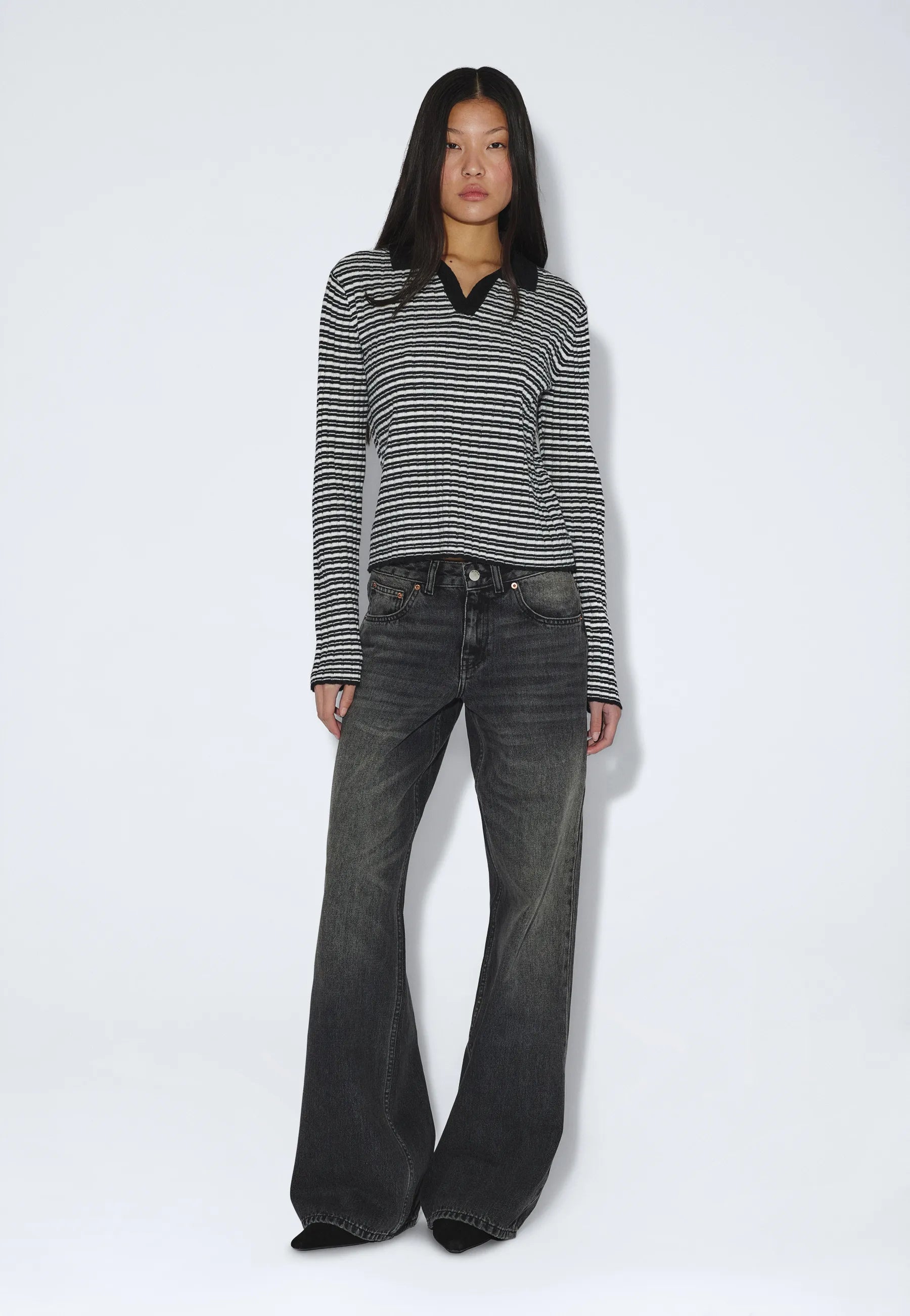 2641104BR4_DrDenim_LailaSweater_OffWhiteBlackStripe_main_W1_1