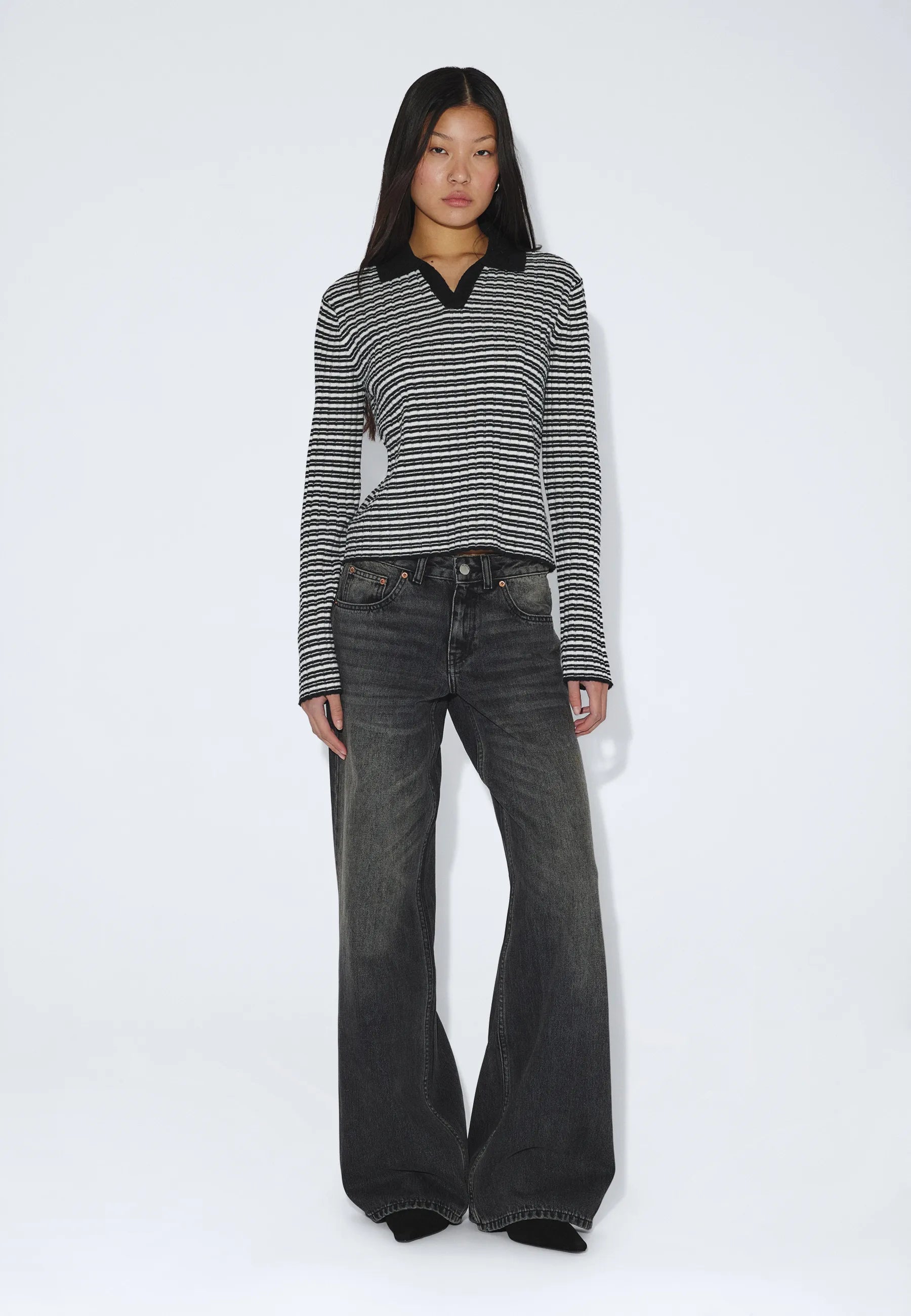 2641104BR4_DrDenim_LailaSweater_OffWhiteBlackStripe_main_W1_3