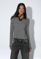 2641104BR4_DrDenim_LailaSweater_OffWhiteBlackStripe_main_W3_2