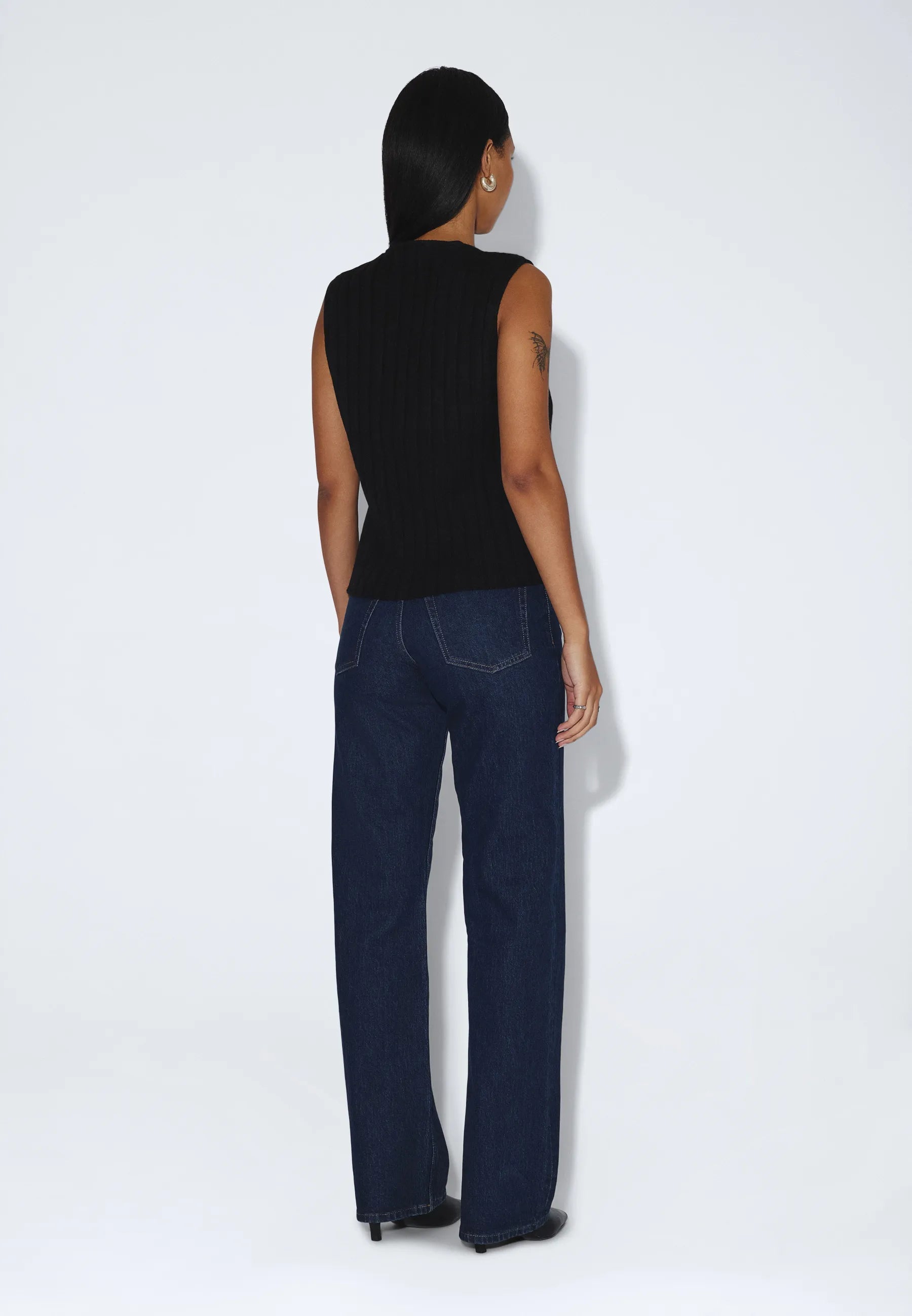 2641105101_DrDenim_MirjamVest_Black_main_W2_1