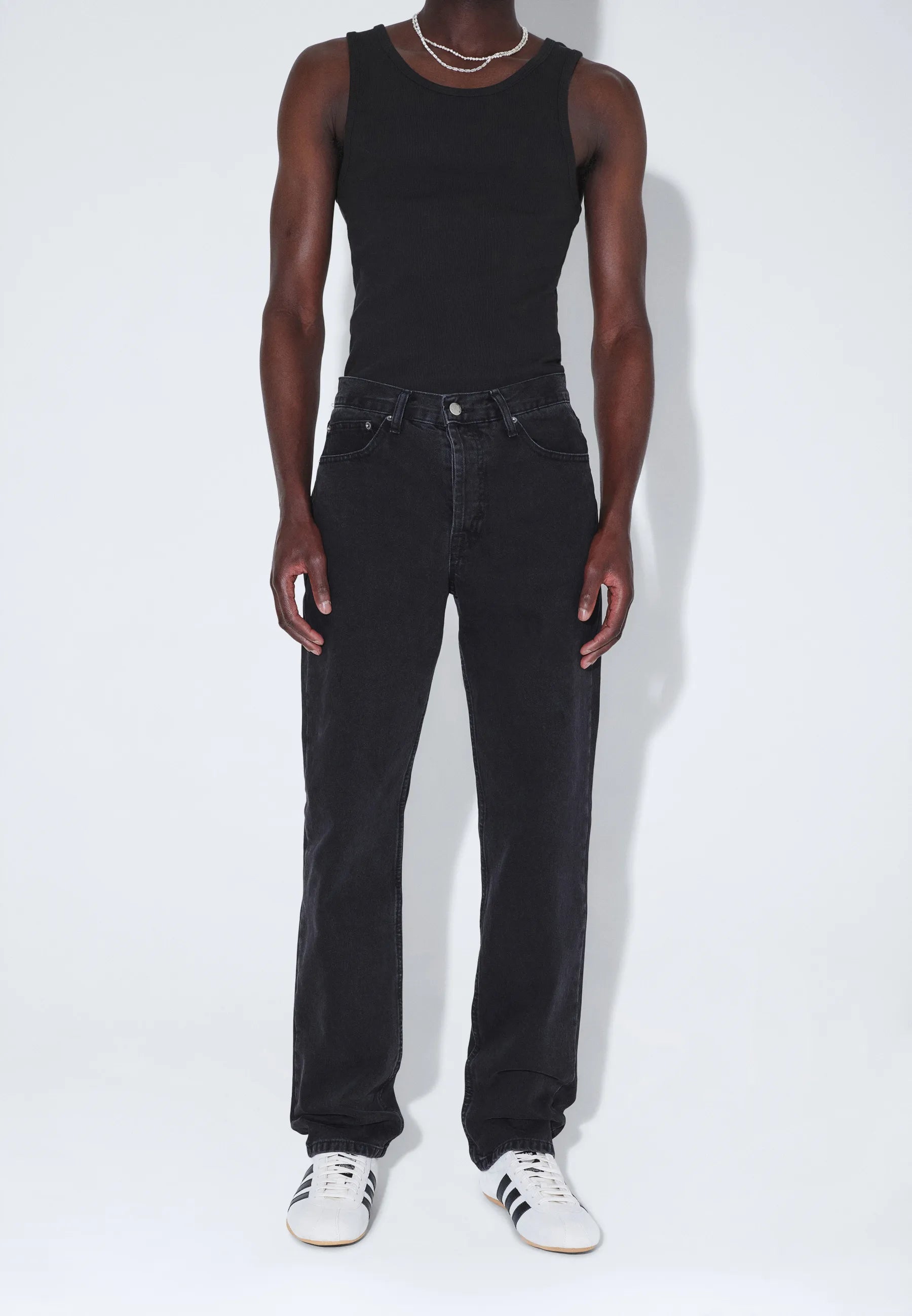 Dash_night_black_00623