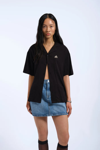 DrDenim_SS25_ProductPictures_Madi_Shirt_Black_YLW_Embroidery_2586