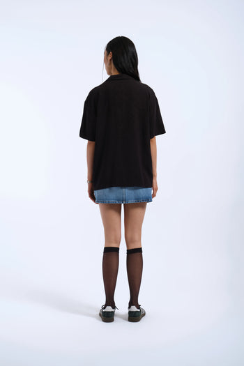 DrDenim_SS25_ProductPictures_Madi_Shirt_Black_YLW_Embroidery_2594