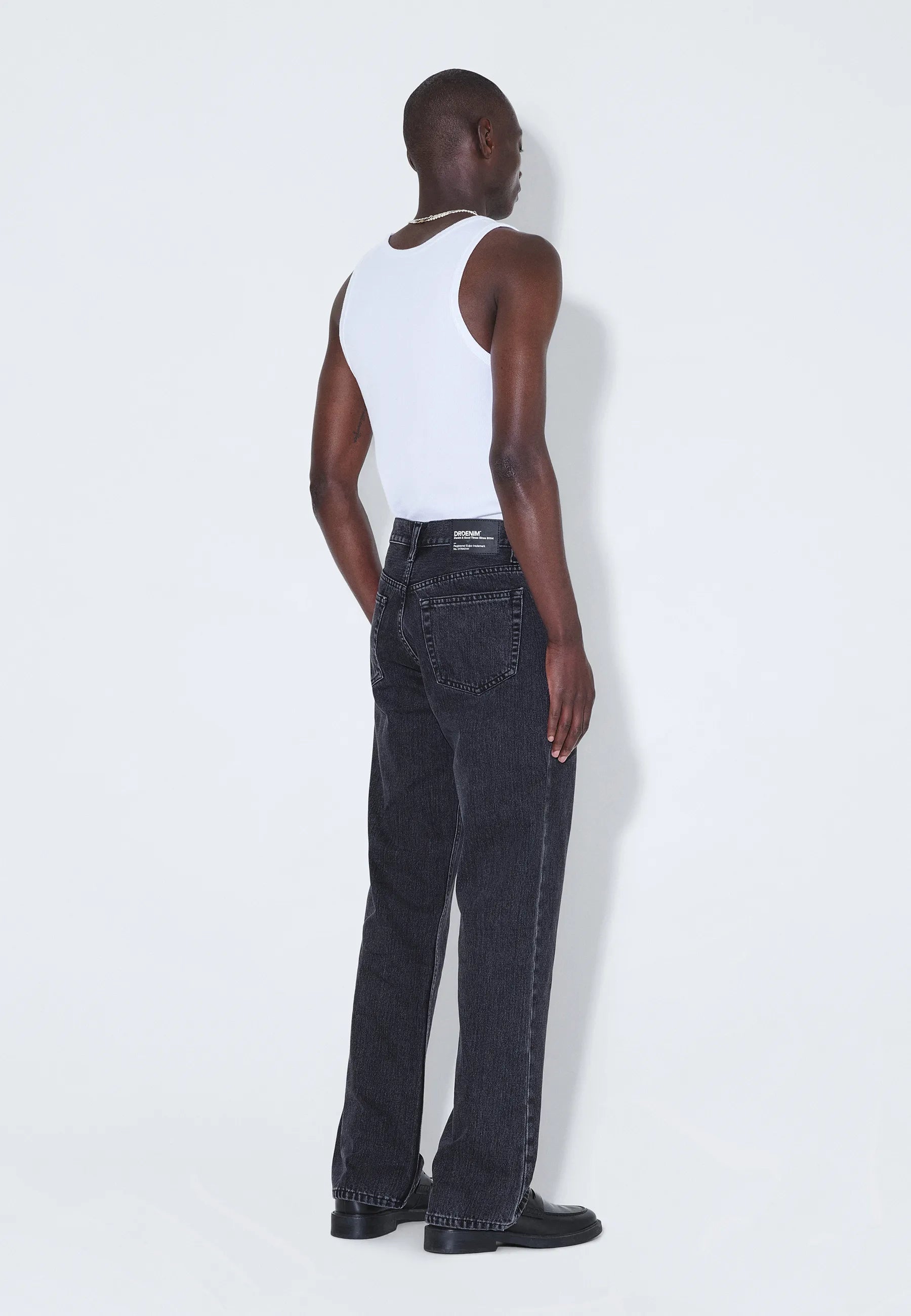 Kit_Retro_Black_00675