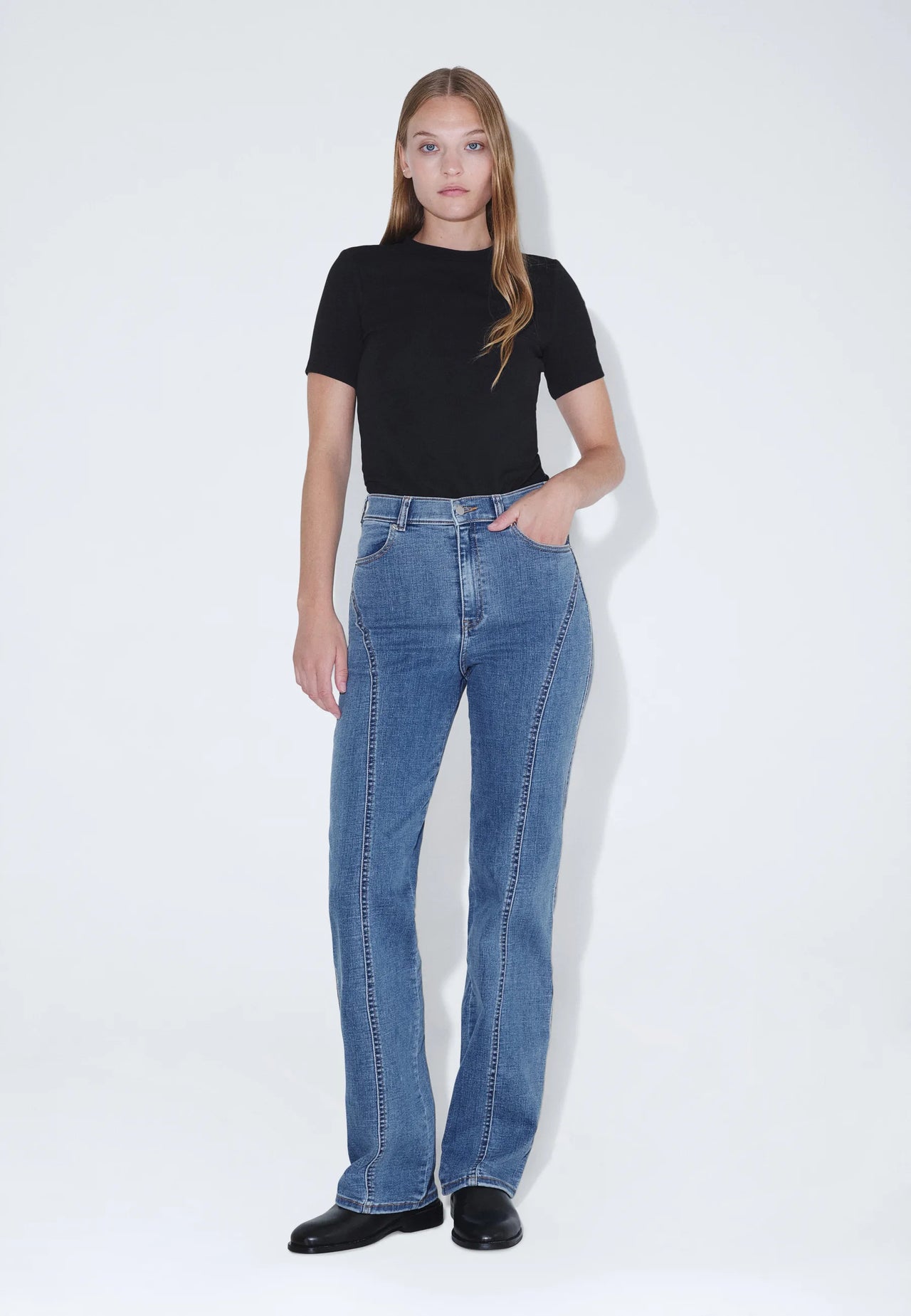 Moxy_Straight_Curve_Cut_01497