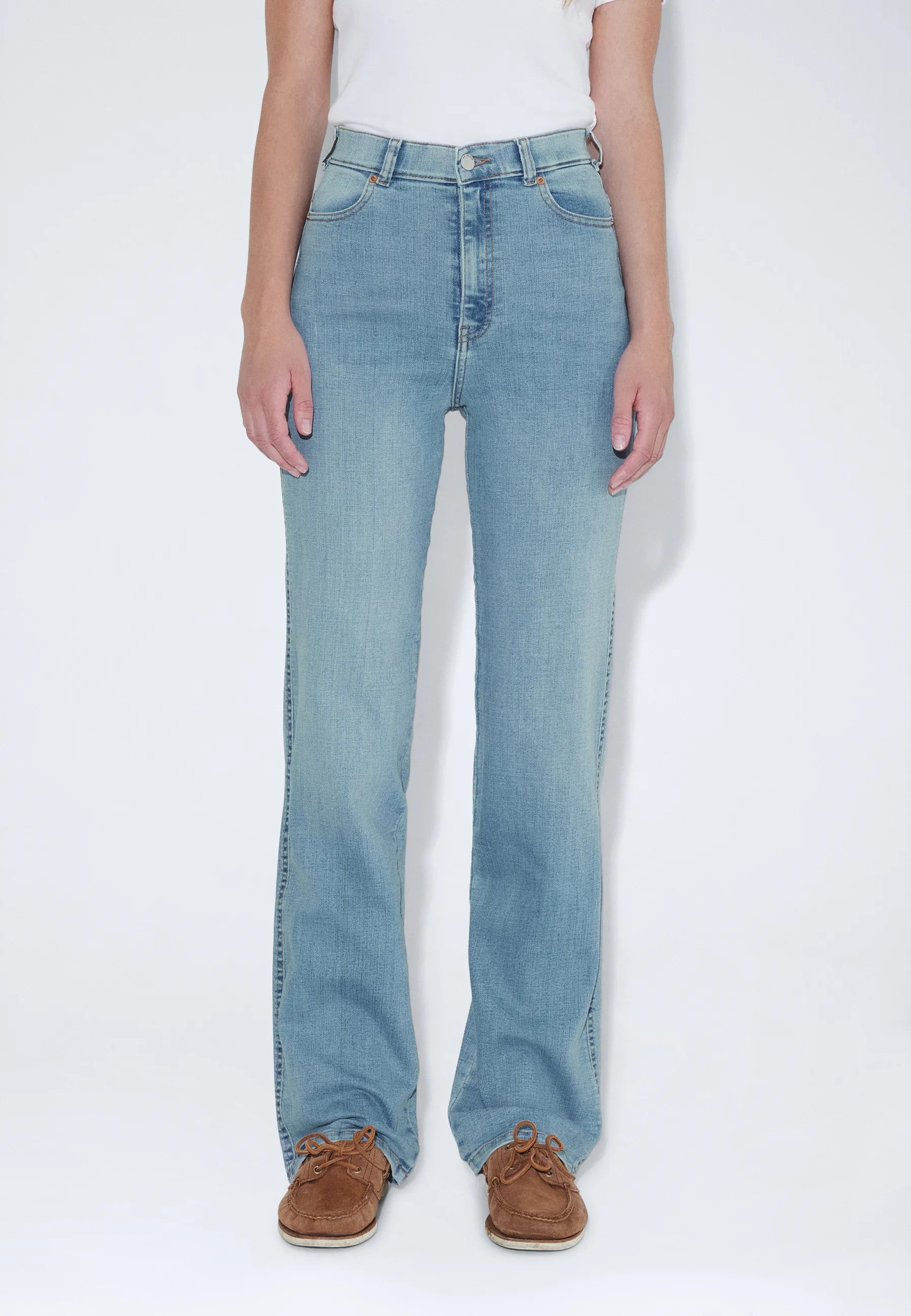 Moxy_Straight_Vale_Light_Used_Dirt_01242