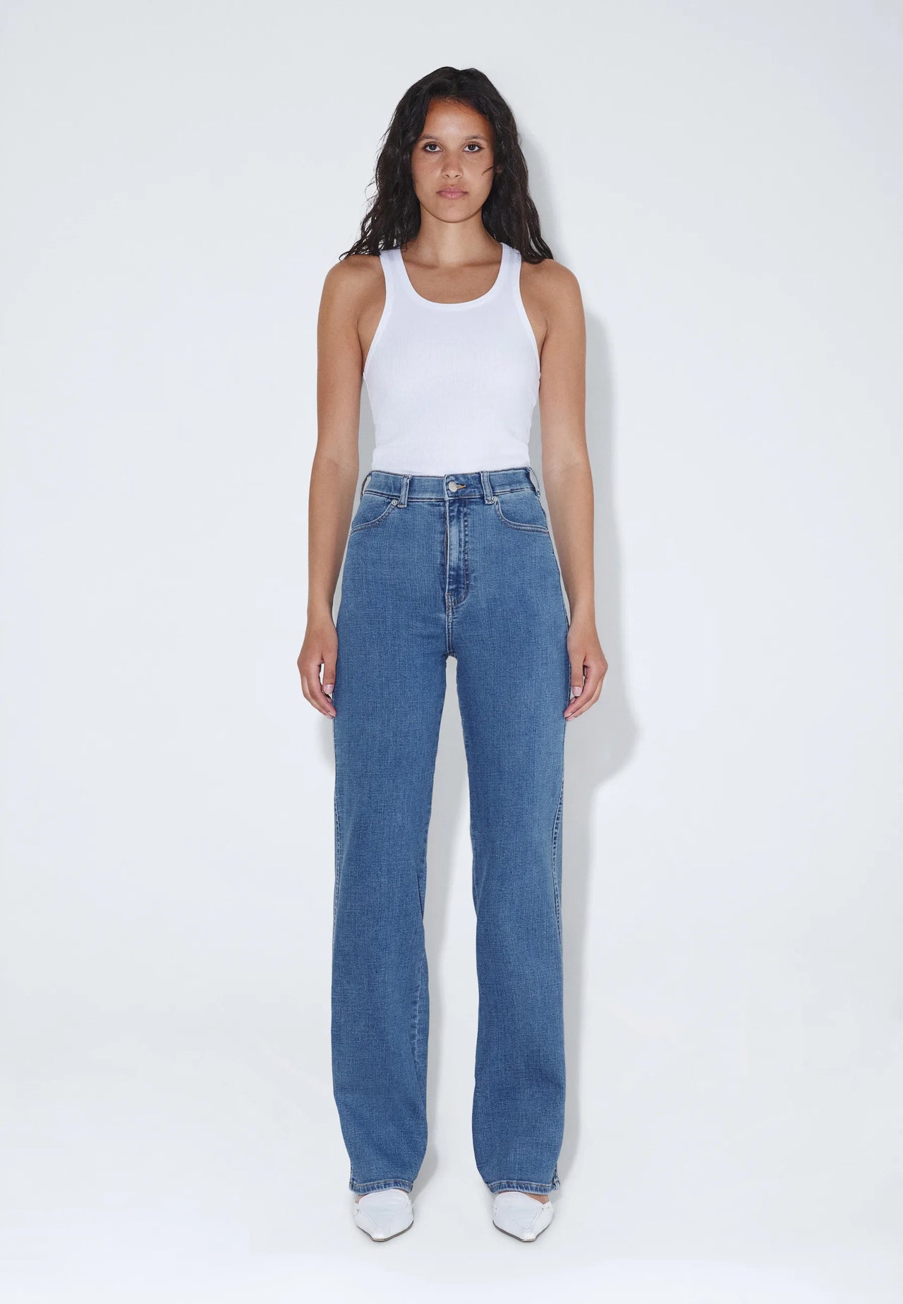 Moxy_Straight_Vale_Sky_Plain_02711