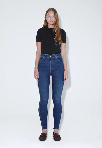 Moxy_Vale_Mid_Used_01488