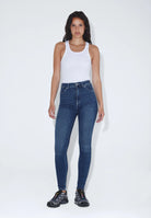 Solitaire_Beck_Mid_Used_02754
